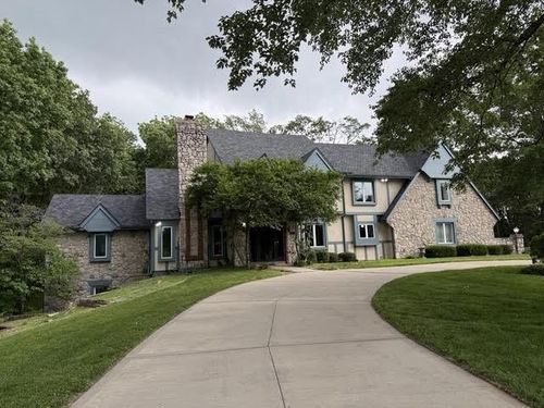 6807 Cedar Bend N A, Parkville, MO, 64152 | Card Image