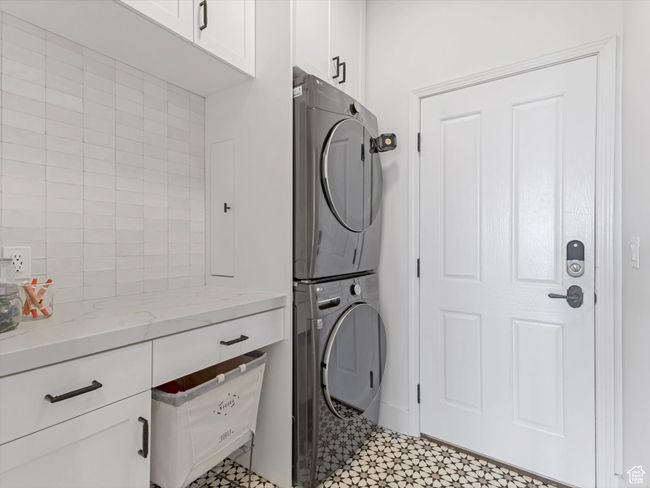 1792 E Longbranch Ct, House other with 6 bedrooms, 3 bathrooms and 6 parking in Draper UT | Image 29