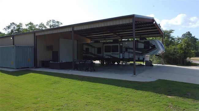 856 State Highway 150, Home with 0 bedrooms, 0 bathrooms and 4 parking in New Waverly TX | Image 17