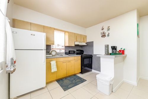 2-1935 Taylor St, Hollywood, FL, 33020-4512 | Card Image