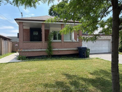 69 Whitley Ave, North York, ON, M3K1A1 | Card Image