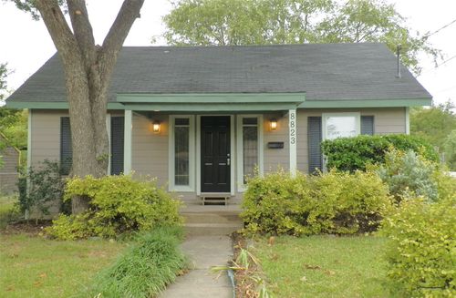8823 San Benito Way, Dallas, TX, 75218-4250 | Card Image