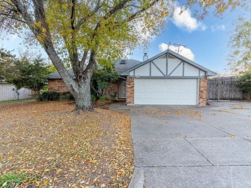 6825 Longleaf Ln, Fort Worth, TX, 76137-1675 | Card Image