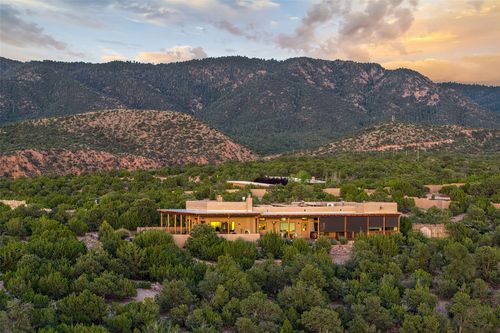 3 Heather Ln, Santa Fe, NM, 87506-2834 | Card Image