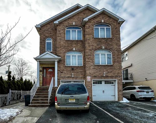 1-171 Clifford St, Newark, NJ, 07105-1925 | Card Image