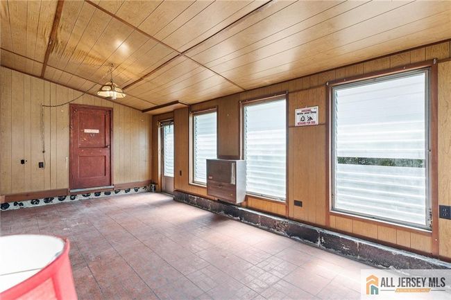 2 Buttonwood Dr, House other with 3 bedrooms, 1 bathrooms and null parking in Parlin NJ | Image 17