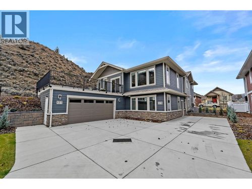 137-200 Grand Blvd, Kamloops, BC, V2C0H3 | Card Image