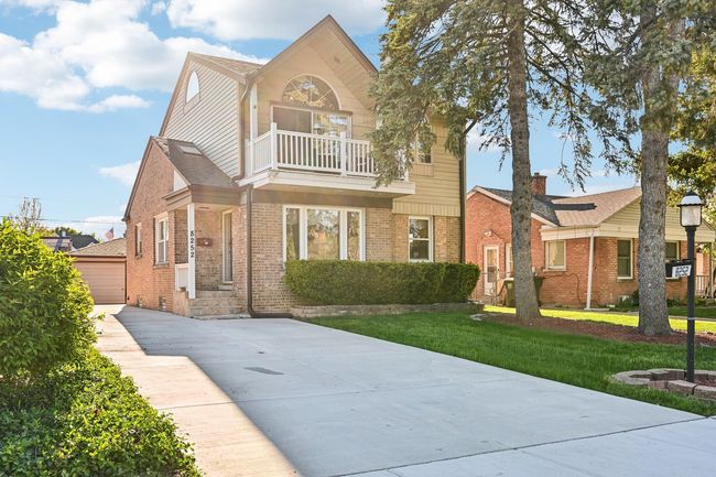 8252 N Caldwell Ave, House other with 4 bedrooms, 3 bathrooms and 2 parking in Niles IL | Image 43