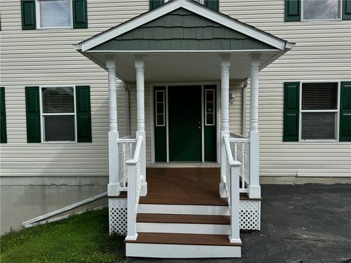 10 Ashlyn Dr, Marlboro, NY, 12542-5521 | Card Image