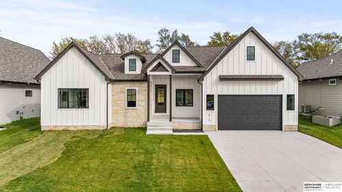 815 S Lakeview Way, Ashland, NE, 68003-6234 | Card Image