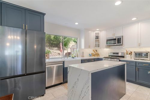 12545 Chanute St, Pacoima, CA, 91331-2038 | Card Image
