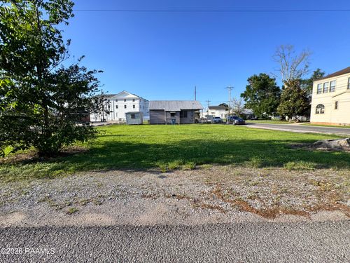 516 Saint Martin St, Saint Martinville, LA, 70582-4434 | Card Image
