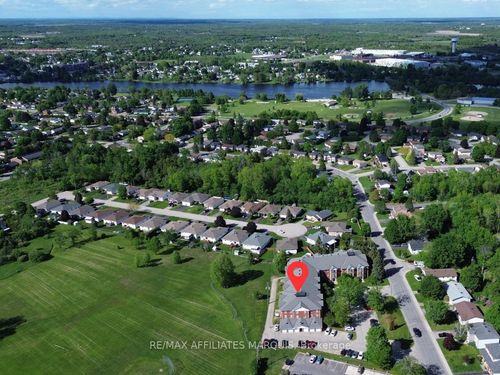 115-40 Pearl St, Smiths Falls, ON, K7A5B5 | Card Image