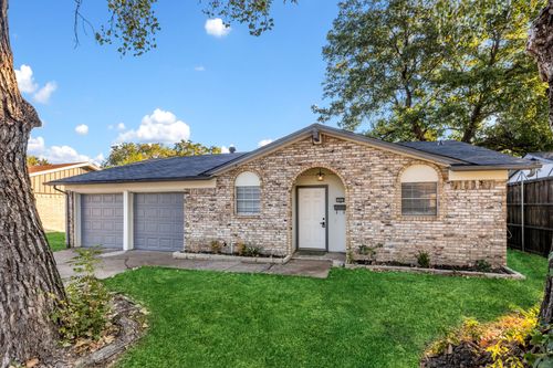 1922 Northlake Dr, Garland, TX, 75040-4843 | Card Image
