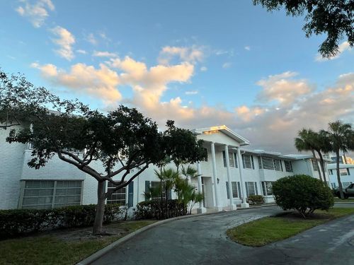 2121-6800 Ne 22nd Way, Fort Lauderdale, FL, 33308-1275 | Card Image