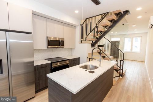 1544 N Darien St, PHILADELPHIA, PA, 19122-3507 | Card Image