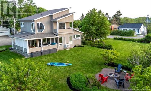 8 Rue Vista, Pointe-Du-Chêne, NB, E4P5J5 | Card Image