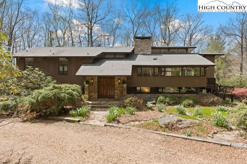 507 Bear Creek Rd, Linville, NC, 28646-8236 | Card Image