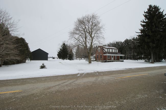 22445 Fairview Rd, House other with 3 bedrooms, 1 bathrooms and 6 parking in Thorndale ON | Image 23