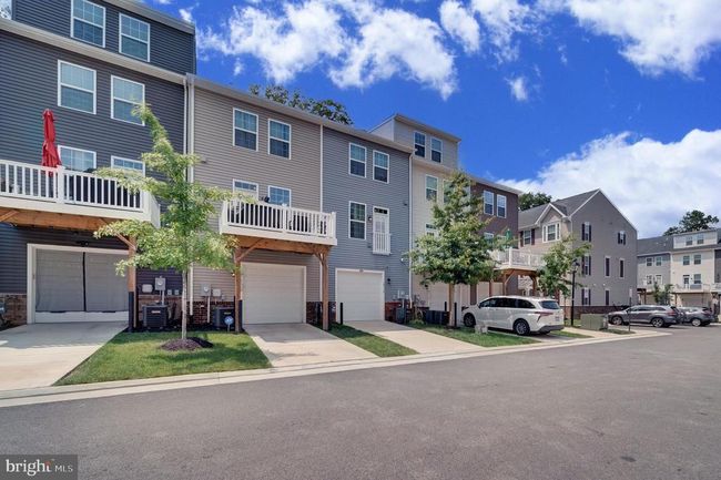 18316 Reaper Hill Ct, Townhouse with 3 bedrooms, 3 bathrooms and null parking in TRIANGLE VA | Image 52