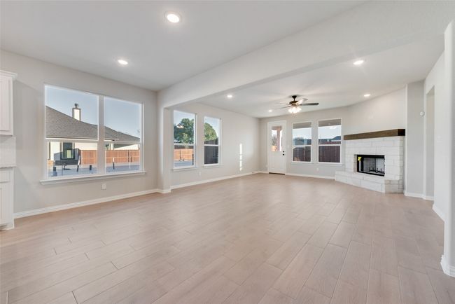1248 Colca Dr, House other with 4 bedrooms, 2 bathrooms and null parking in Springtown TX | Image 9