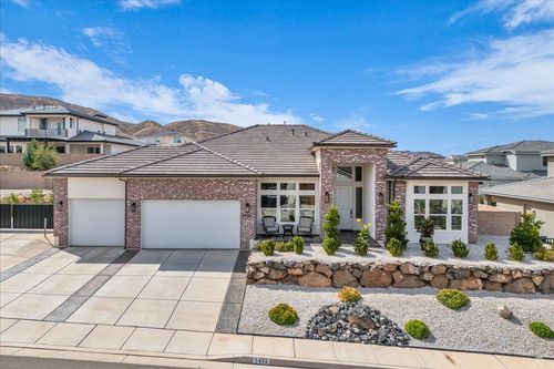 1434 E Black Brush Dr, Washington, UT, 84780-3181 | Card Image