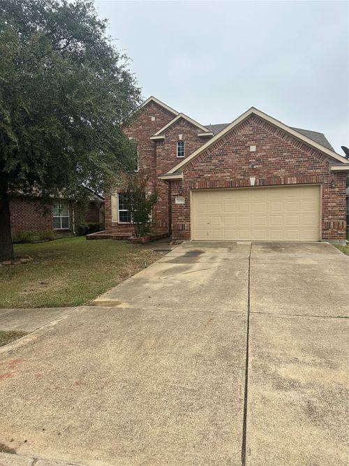 2708 Cumberland Trl, Balch Springs, TX, 75181-2160 | Card Image