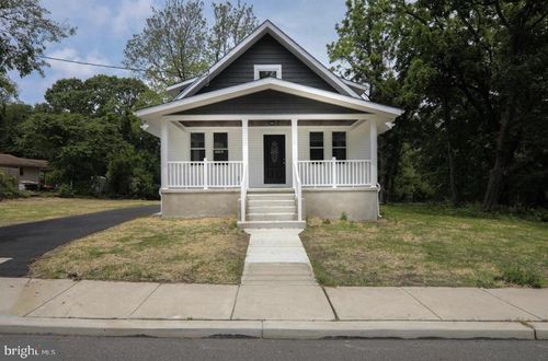 594 E Holly Ave, PITMAN, NJ, 08071-1701 | Card Image