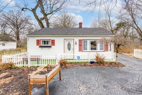 2712 Ridge Ave Se, Warren, OH, 44484-2825 | Card Image