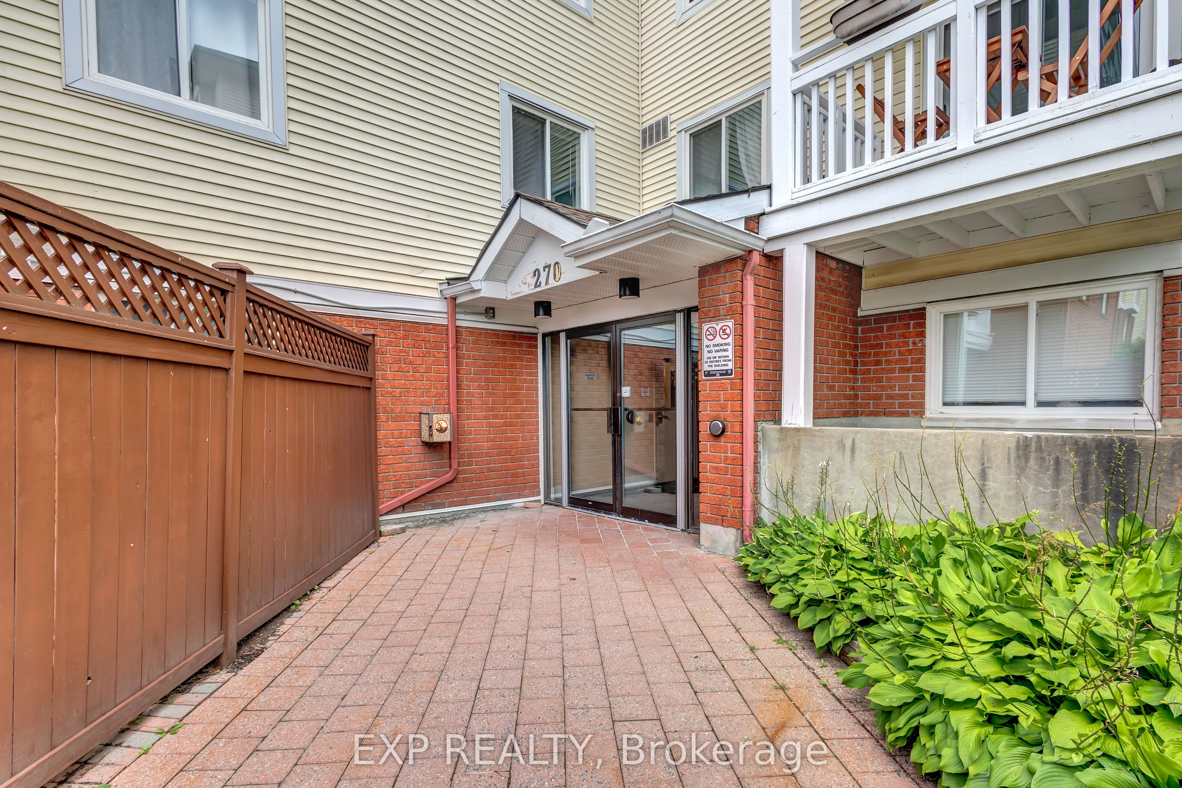 Residential in Hunt Club - South Keys and Area 2