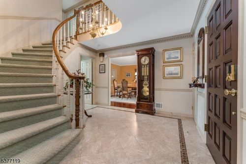 10 Farview Dr, Annandale, NJ, 08801-3353 | Card Image