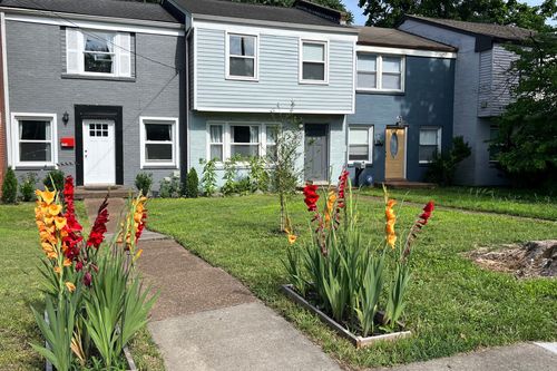 645 Lischey Ave, Nashville, TN, 37207-5805 | Card Image