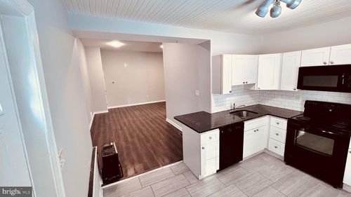 105 S Morton Ave, Rutledge, PA, 19070-2025 | Card Image