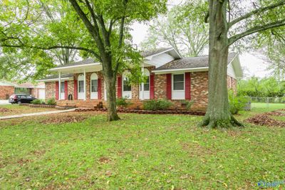 813 Britwood Drive Sw, House other with 3 bedrooms, 2 bathrooms and null parking in Decatur AL | Image 2