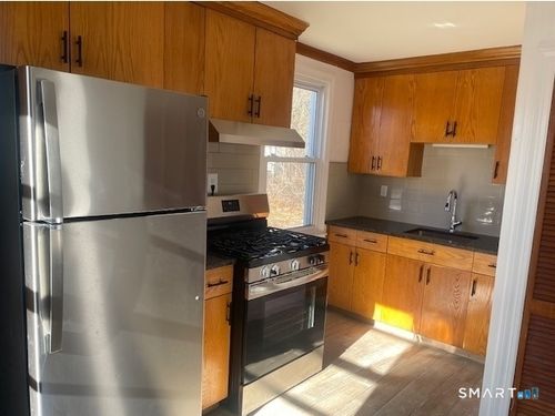 60 Garden Dr, Fairfield, CT, 06825-3353 | Card Image