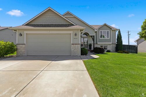 9931 Lavender Ln, Manhattan, KS, 66502-1531 | Card Image
