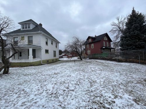 352 Como Ave, Saint Paul, MN, 55103-1806 | Card Image