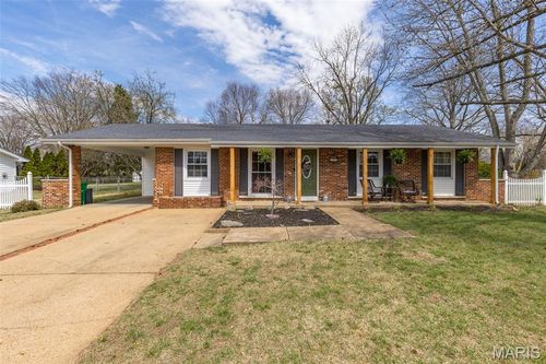 506 Yosemite St, Farmington, MO, 63640-2113 | Card Image