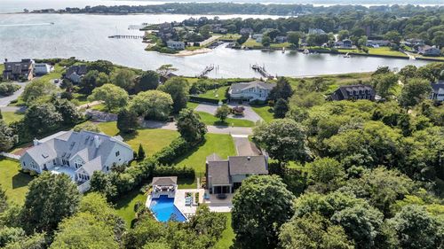 6 Windermere Close, Hampton Bays, NY, 11946-3240 | Card Image