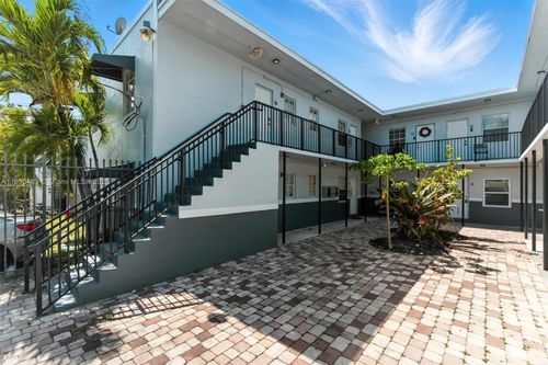 apt-16-3615 Thomas Ave, Miami, FL, 33133-5753 | Card Image