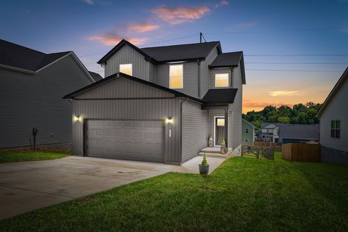 467 Mattingly Dr, Clarksville, TN, 37042-1214 | Card Image