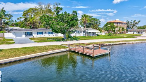 4321 Sunrise Dr S, ST PETERSBURG, FL, 33705-4521 | Card Image