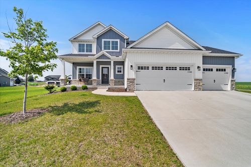 6108 Wrigley Dr, Bloomington, IL, 61705-5064 | Card Image