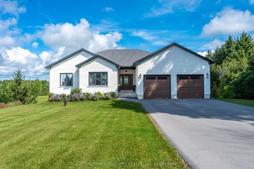 174 Conner Dr, Gananoque, ON, K7G2V4 | Card Image