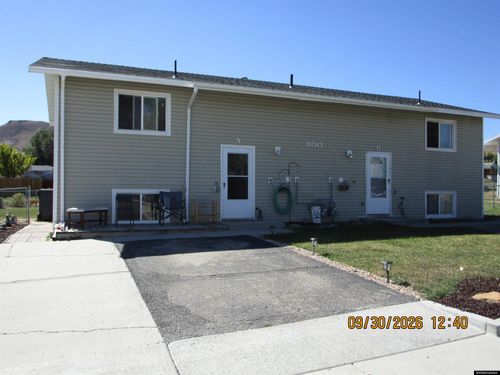 800 Wind River Dr, Green River, WY, 82935-5787 | Card Image