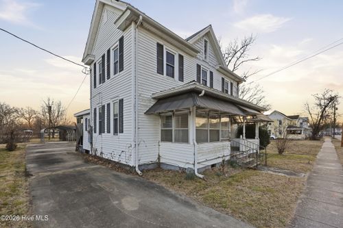 307 Dobbs Street, Hertford, NC, 27944 | Card Image