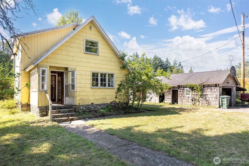 4269 Dewey Rd, Bellingham, WA, 98226-7858 | Card Image