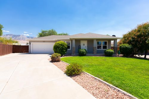 875 Cabernet Dr, Palisade, CO, 81526-8667 | Card Image