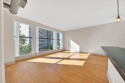 apt-4105-1901 Post Oak Blvd, Houston, TX, 77056-3944 | Card Image