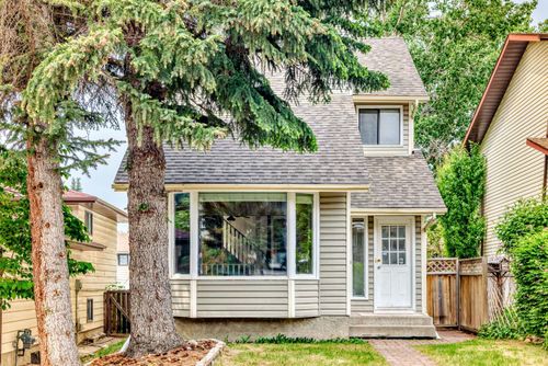 19 Edgeford Way Nw, Calgary, AB, T3A2S9 | Card Image